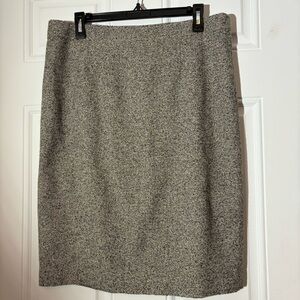 Ann Taylor Black/White Tweed Pencil Skirt, Size 14